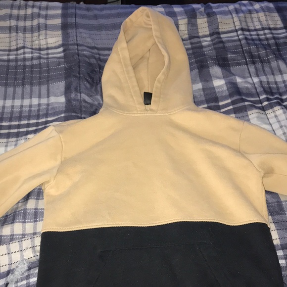 Black & Tan Hoodie - Picture 1 of 1